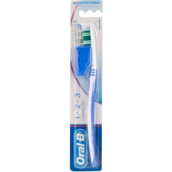 Toothbrush Manual Classic Care Medium Bristles