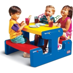 picnic table