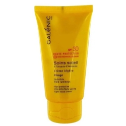 Soins Soleil SPF30 - Crema leggera viso ad alta protezione solare 40 ml
