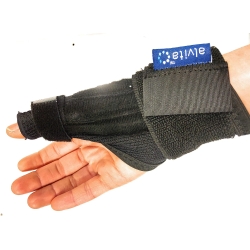 Adjustable thumb support - size 1
