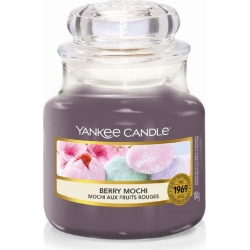 Berry mochi - scented candle in small jar