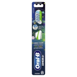 Oral-B Junior Toothbrush for children aged 6-12 with Extra Soft Bristles