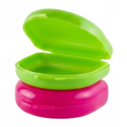 Byte Denture Holder