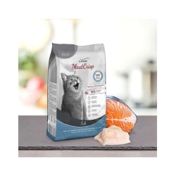 PLATINUM Meatcrisp Fish - Complete dry food for adult cats 3 kg