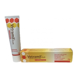 Vetramil Plus - Soothing Dermocosmetic Cream for Itching and Skin Regeneration for Pets 30g
